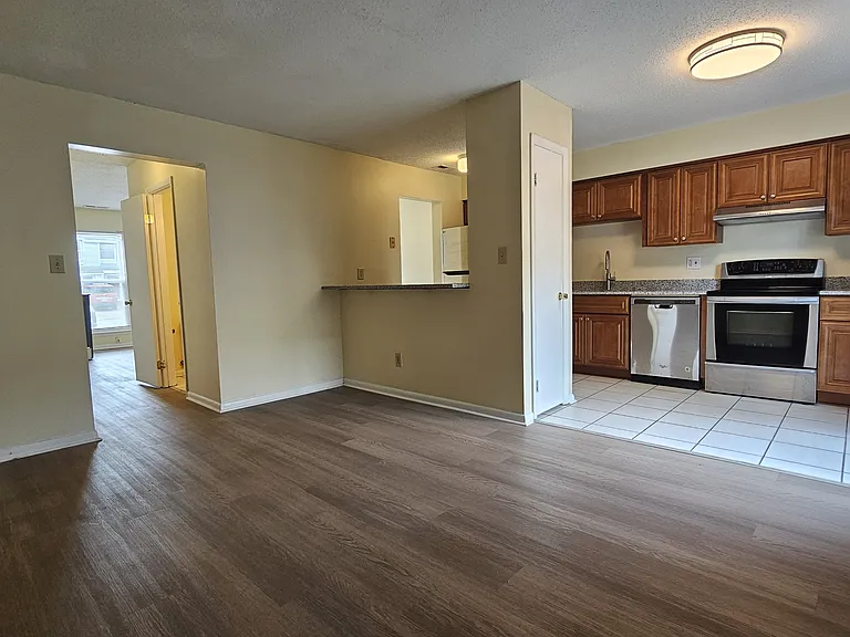 731 Woodbox Dr — Photo 9