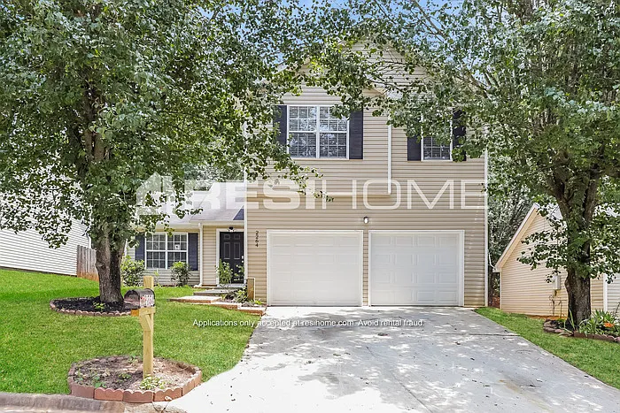 3 bed, 2.5 bath, 1684 sqft, $1,895 — Photo 1