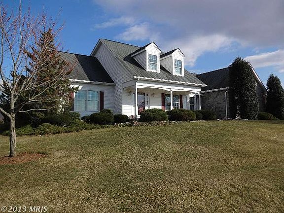 2nd image of 6372 Greenbriar Ln