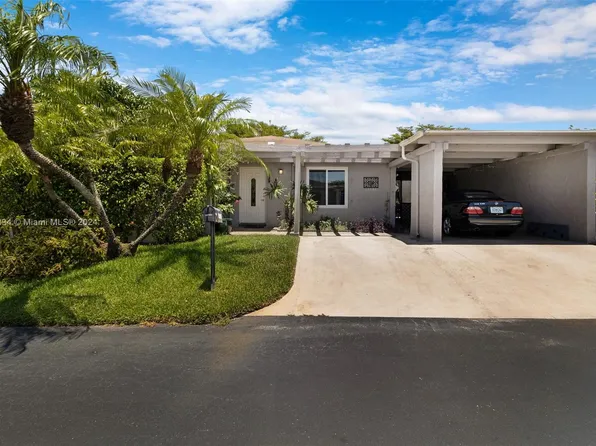 14763 Wildflower Ln, Delray Beach, FL 33446