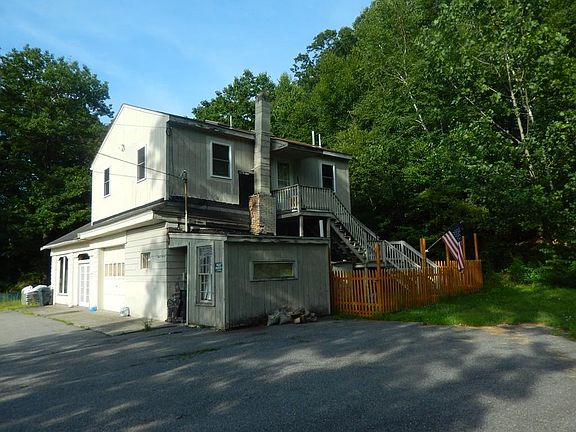 3rd image of 1330 Central St