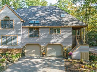 56 Resolution Pl #56, Cape Elizabeth, ME 04107