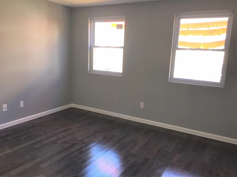 2237 Sears St — Photo 10