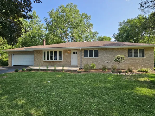 1340 Sioux Ct, New Lenox, IL 60451
