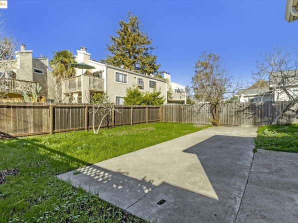 827 Chestnut St, Redwood City, CA 94063