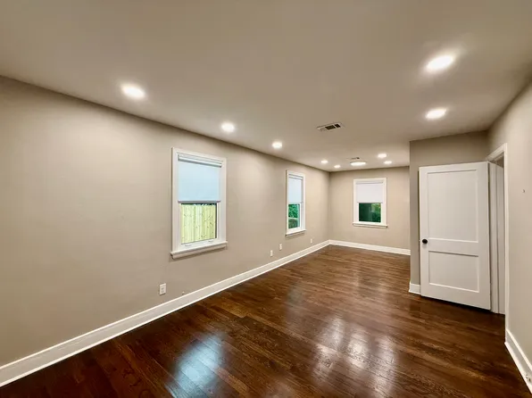 2050 N 13th Ave, Pensacola, FL 32503