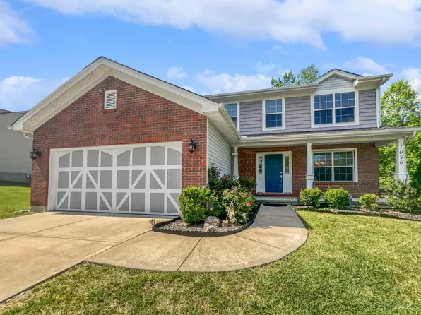 1090 Valley Wood Dr, Batavia, OH 45103