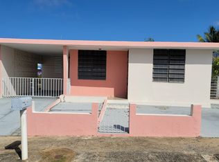 Urb Medina M12 Calle #12, Isabela, PR 00662