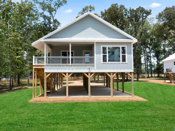 966 County Road 595, Cedar Bluff, AL 35959