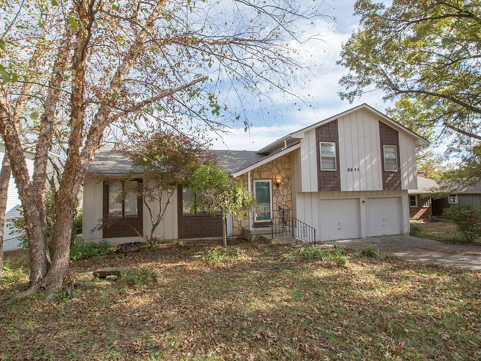 1st image of 8843 Evanston Way