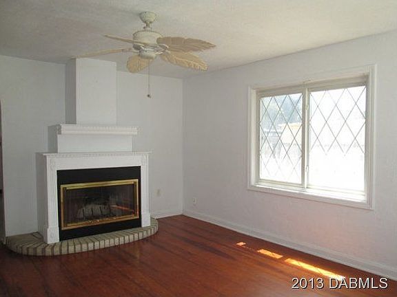 3rd image of 5555 W Bayshore Dr