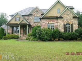 1377 Mountain Lake Dr, Auburn, GA 30011
