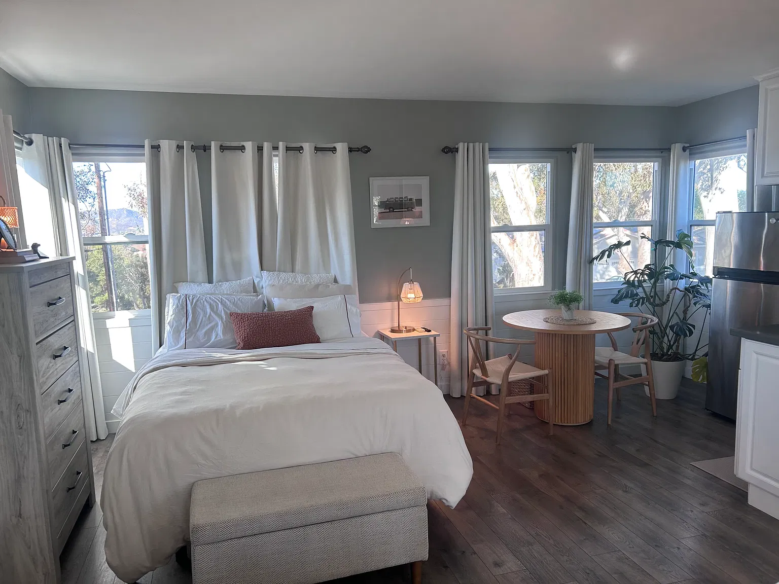 Studio, 500 sqft, $2,000 — Photo 4