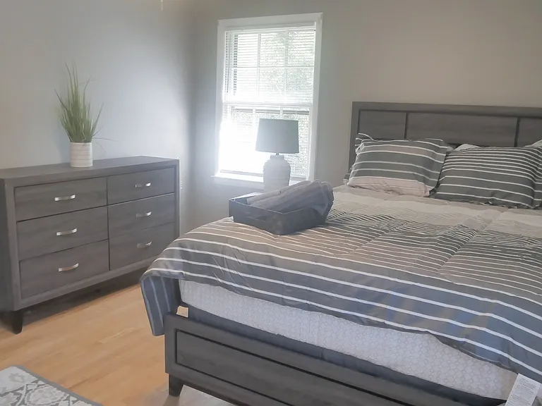 4194 Loveless Dr — Photo 12