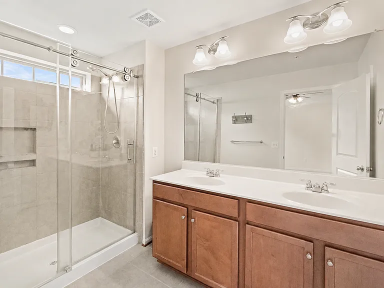 4735 Verdana Loop — Photo 16