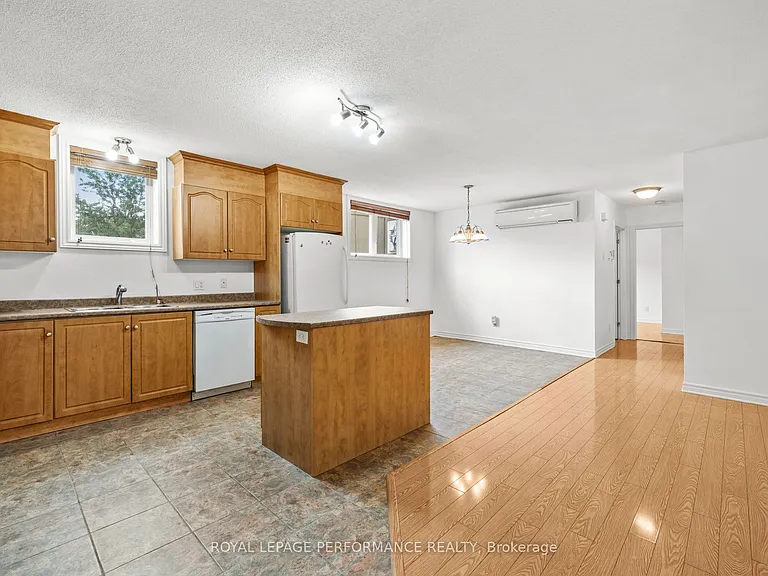 41 Main St #8 — Photo 7