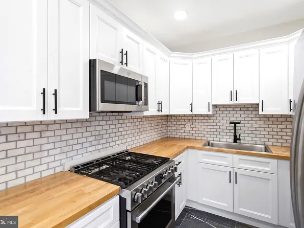 225 Stacy St, Burlington, NJ 08016
