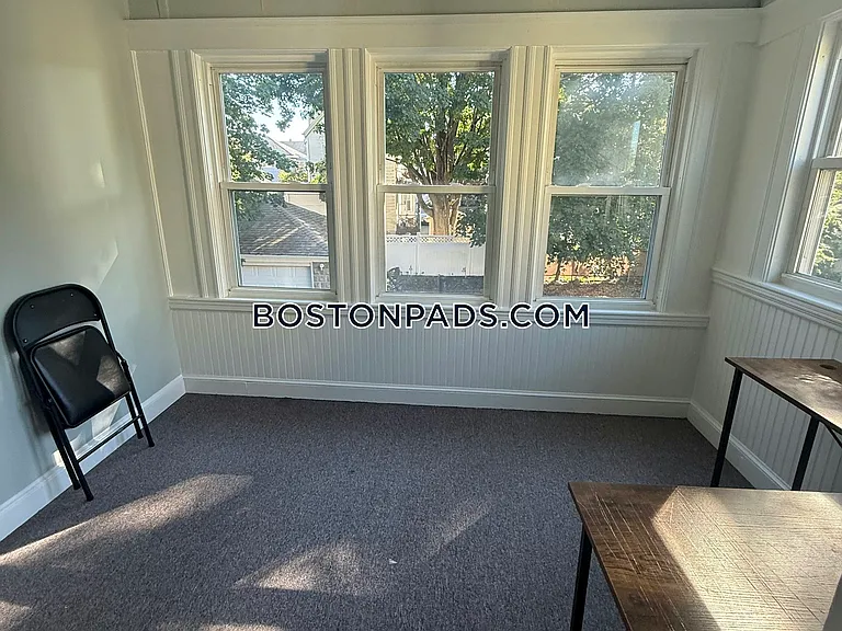 132 George St #2 — Photo 4