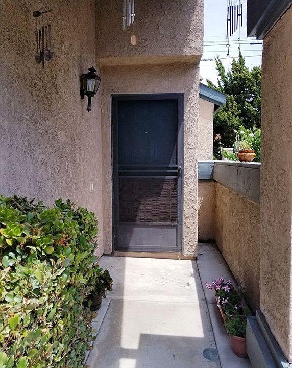 1st image of 318 Shade Ln