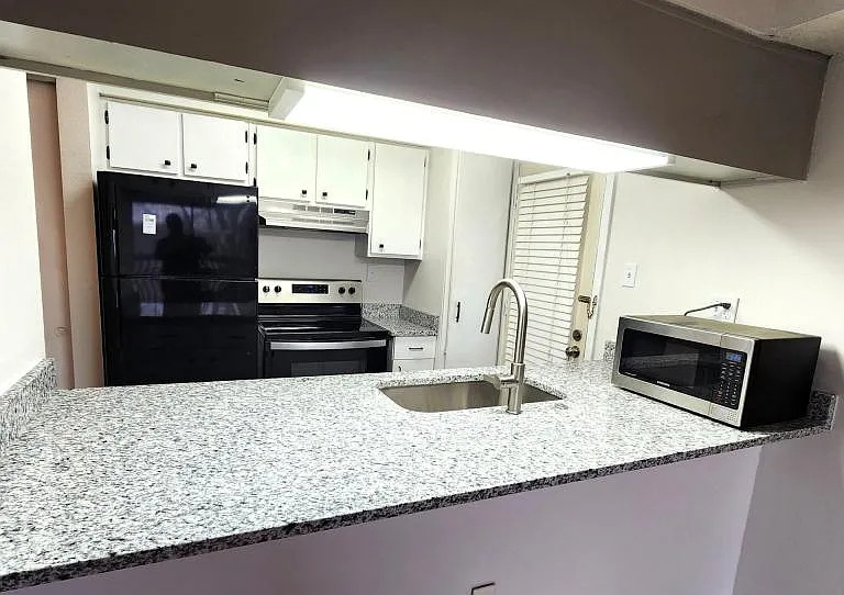 6680 Whispering Oak Pl — Photo 8
