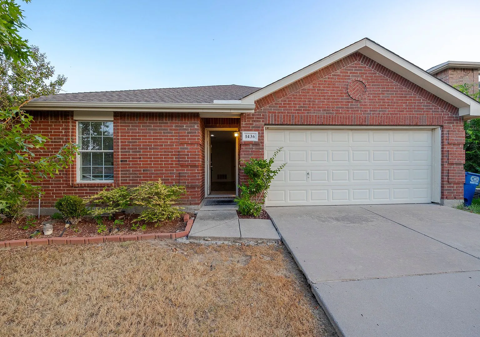 The greatest of Sunset Pointe! This stunning one-story, four-bedroom home has been beautifully re... — Photo 1