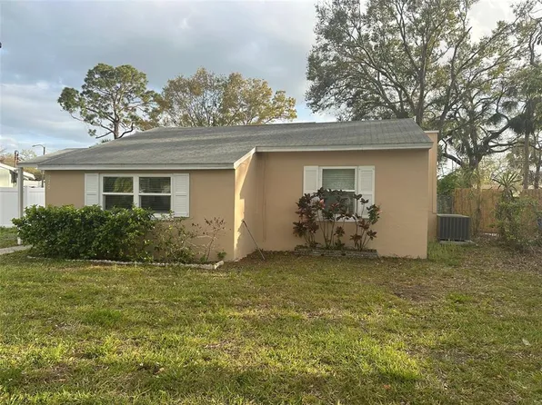 270 41st Ave NE, Saint Petersburg, FL 33703