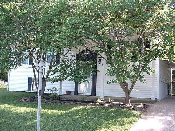 3rd image of 38 Westview Dr