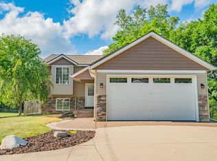 1461 Knapp St NE, Grand Rapids, MI 49505