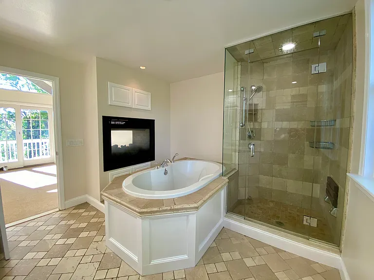 11 Michaels Ln — Photo 15