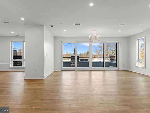 3rd image of 110 Park Ave #320