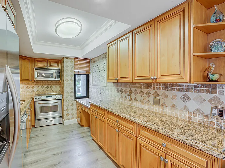 2727 N Ocean Blvd #2020 — Photo 10