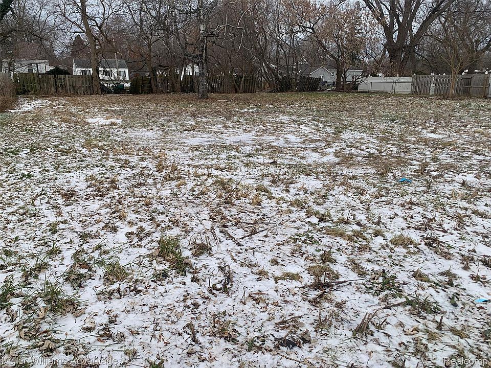 1st image of 1334 Alberta Ave
