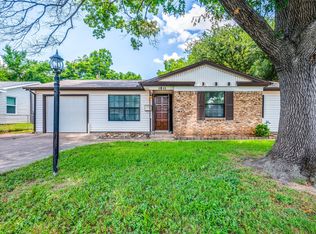 1811 Dewitt St, Irving, TX 75062