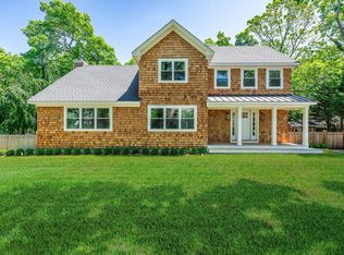 2 Heather Dr, Remsenburg, NY 11960