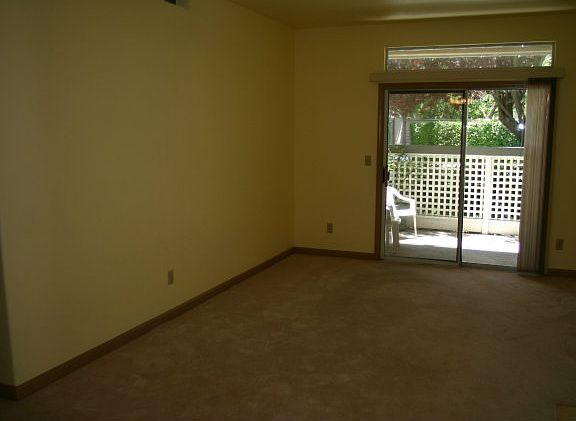 4th image of 5887 Lake Almanor Dr