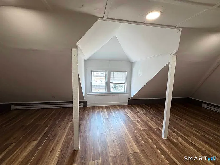9 Forest Ave — Photo 7