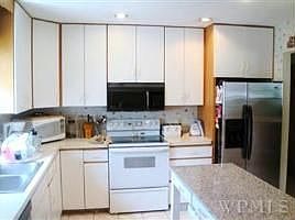 2nd image of 12 Laurel Park Rd