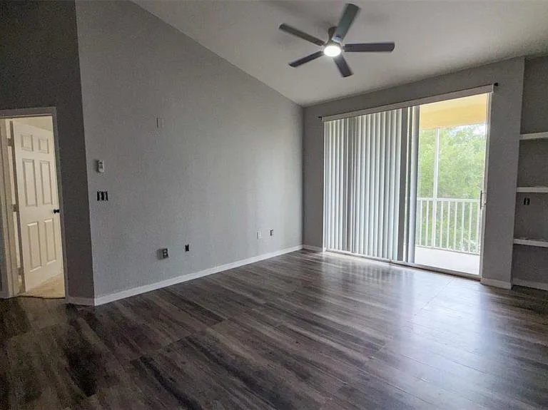 8812 Dunes Ct #305 — Photo 4