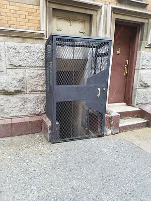 Rented by Allen Harris, LREB | media 26