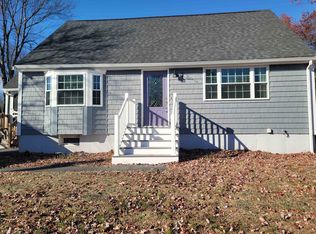 27 General Pulaski Dr, Salem, NH 03079