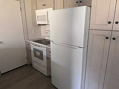 Range OTR Refrigerator