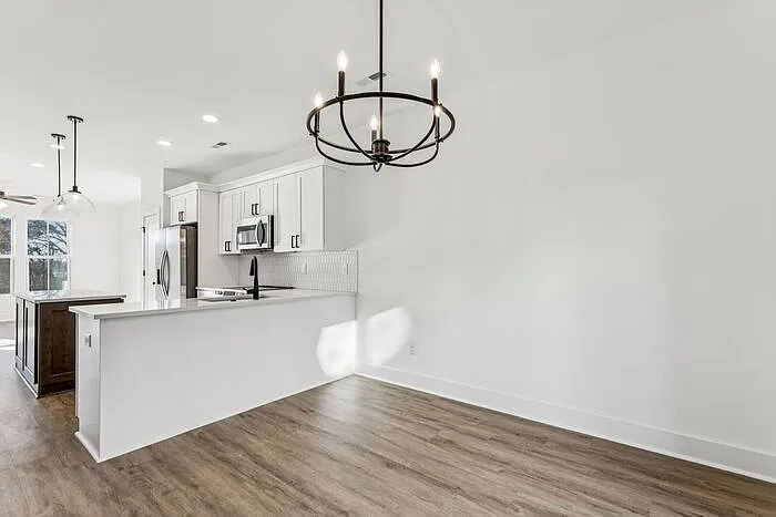 5019 Grayton Aly — Photo 11