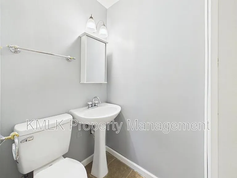 3434 Lawndale Dr — Photo 18