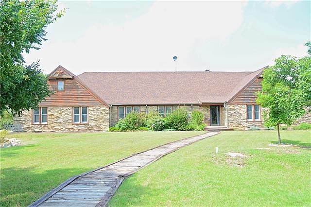 1st image of 3304 State Highway 351