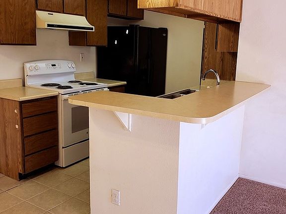 5th image of 1111 E University Dr Unit 223