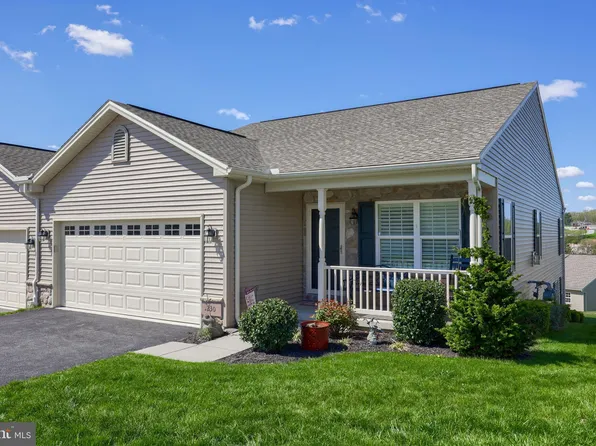 230 Palomino Way, Red Lion, PA 17356