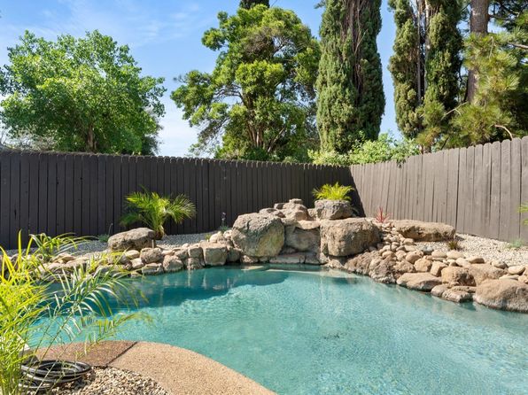 2462 Stokewood Way, Rancho Cordova, CA 95670