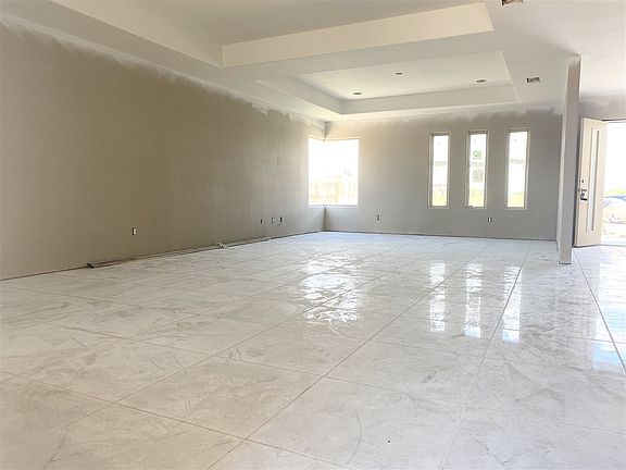 3rd image of 4120 Watusi Ct