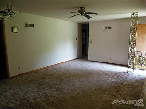 5th image of 513 E Bedford St