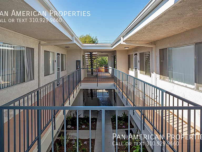 2704 Vanderbilt Ln #13 — Photo 25